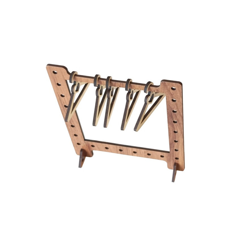 ماکت دکوری چوب آرا طرح رگال و چوب لباسی چوبی مدل k620