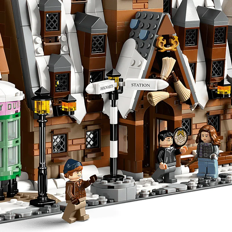 لگو 3228 تکه سری Harry Potter مدل Hogsmeade Village – Collectors' Edition کد 76457