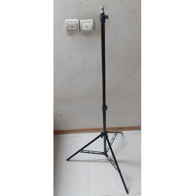 سه پایه نور کد AX-220CM