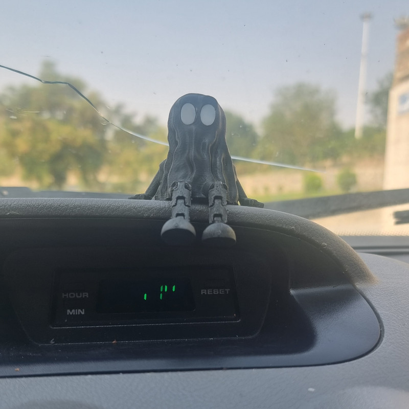 مجسمه مدل روح نشسته طرح dark کد mimo_118