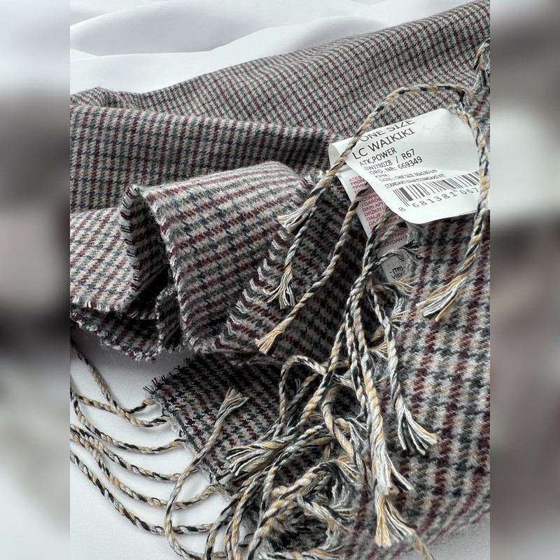 شال گردن ال سی وایکیکی مدل NGH