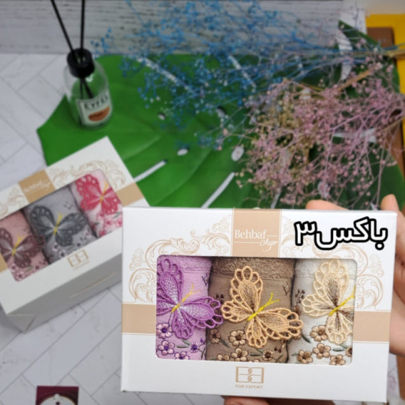 حوله دستی بهبافت آذر مدل جعبه پروانه کد 658  سایز 50x30 سانتی متر مجموعه سه عددی