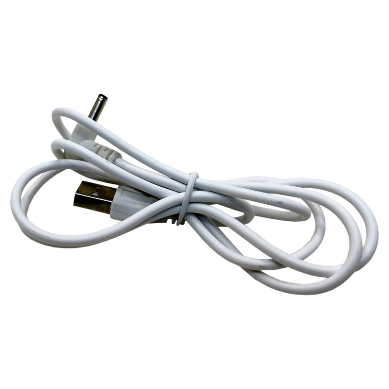 گوی موزیکال مدل پمپی کاج و عشق طرح کریسمس کد P297