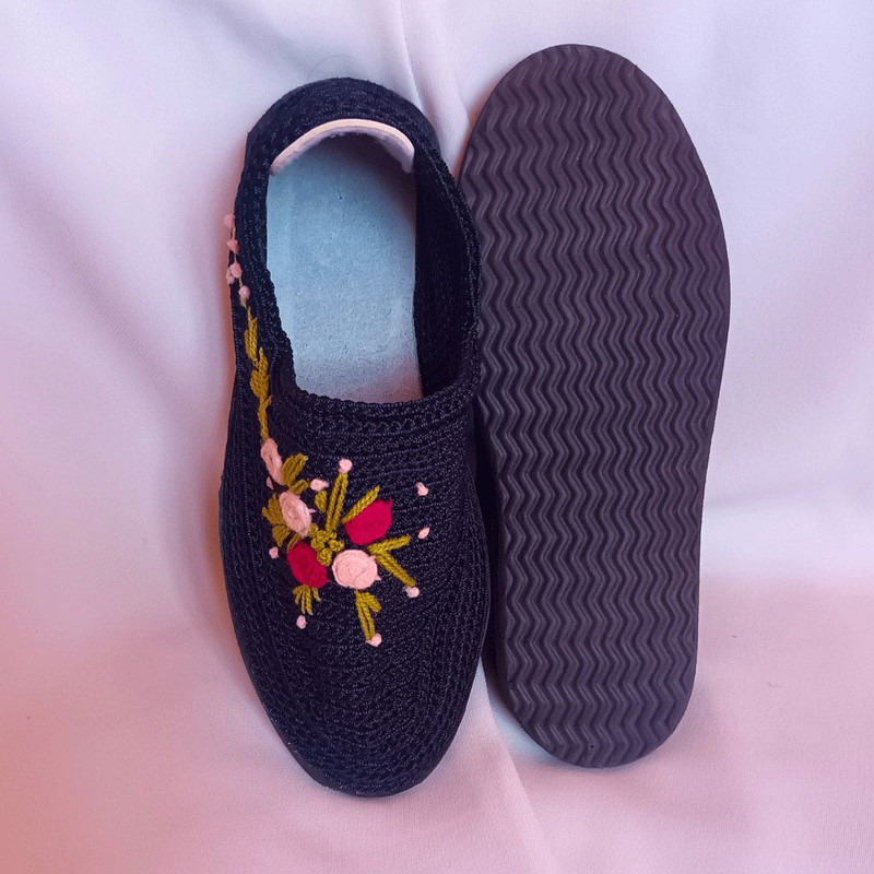 گیوه دست‌دوز زنانه مدل SMK40