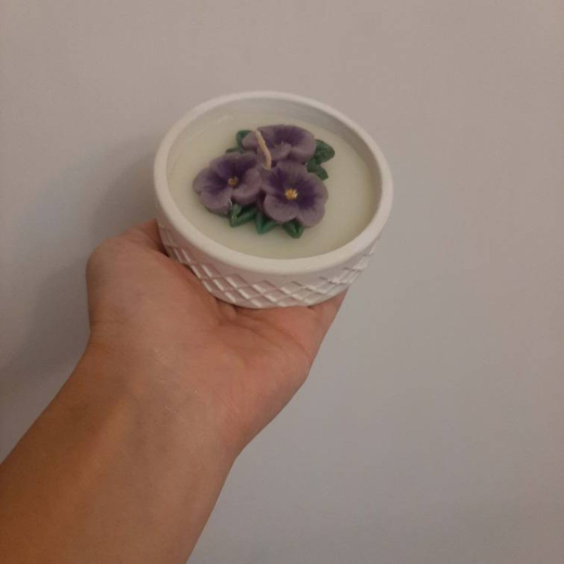 شمع دست ساز مدل ظرف سنگی شکوفه به