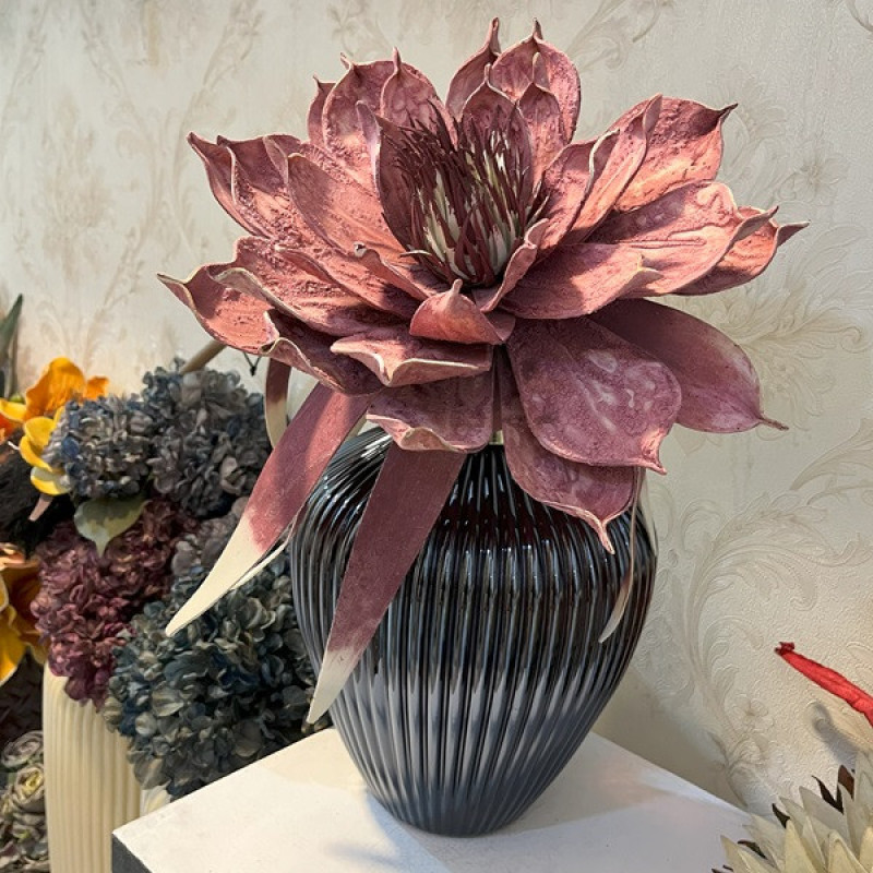 گلدان  دکوری مدل شیشه ای کد 010
