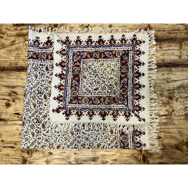 رومیزی قلمکار ممتاز طرح بته سنتی کد 2020