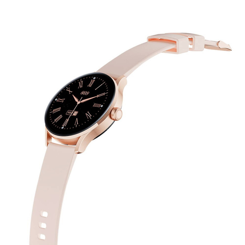ساعت هوشمند کیو سی وای مدل MSU WATCH ELITE PUNCHING  دارای قابلیت های صفحه نمایش رنگی، صفحه نمایش لمسی، کنترل موسیقی (Music Player)، قابلیت مکالمه از طریق بلوتوث بند سیلیکون