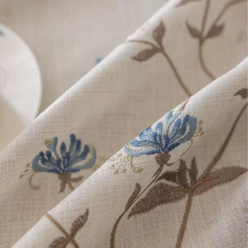 رومیزی مدل flora سایز 180x140 سانتی‌متر