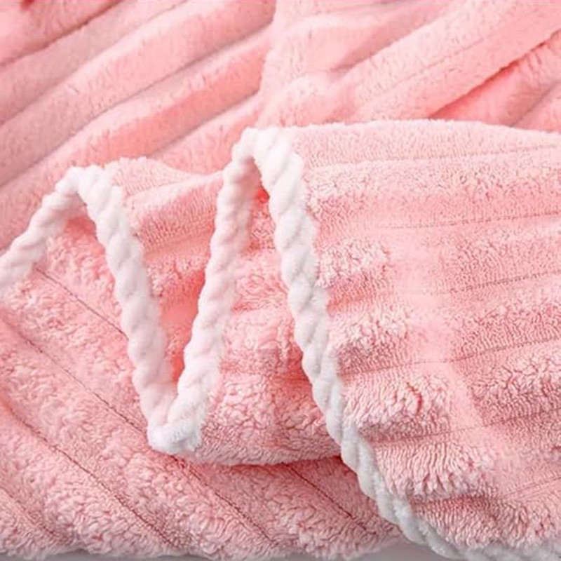 حوله استخری سوییت هوم مدل LUX02 سایز 70x140 سانتی متر