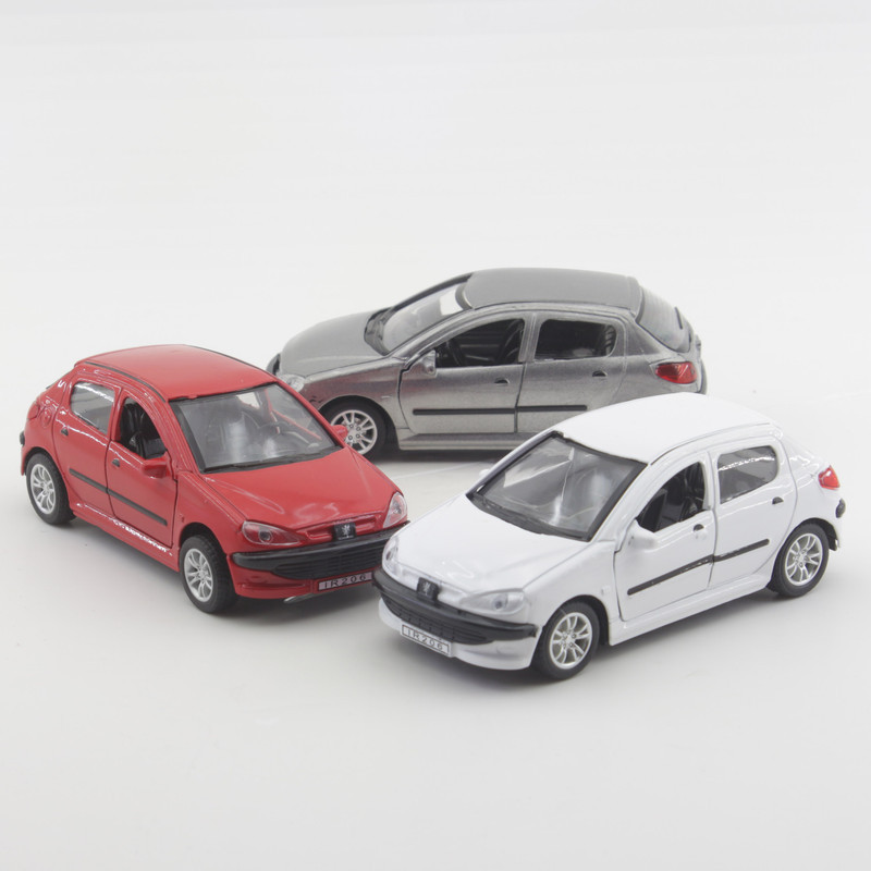 ماشین بازی مدل Peugeot 206
