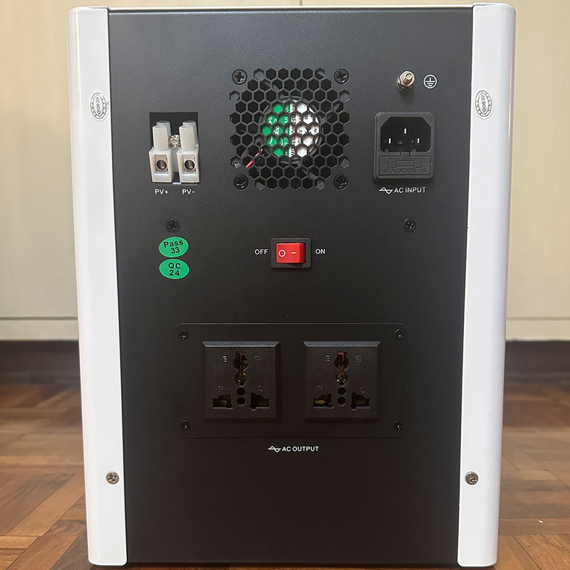 پاور استیشن 1000 وات ماست مدل HBP15-1012 ظرفیت 100.000 میلی آمپر ساعت به همراه کابل برق سه  پین