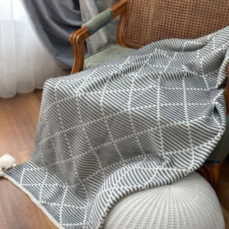 شال مبل طرح افرا ابعاد 170 × 140 سانتی متر