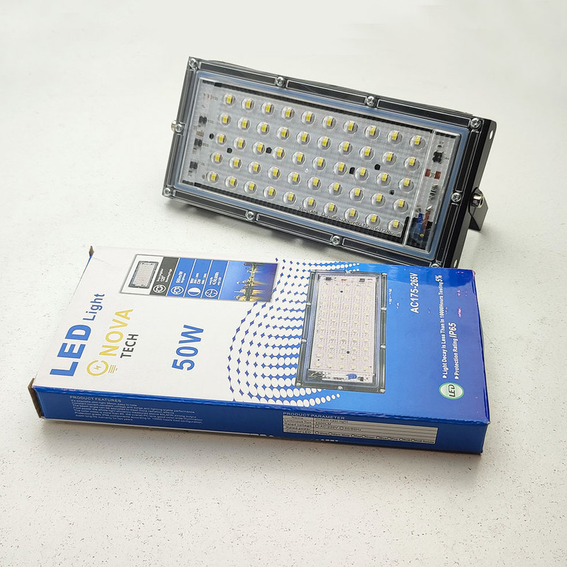 پروژکتور ال ای دی 50 وات نوآتک مدل بیلبوردی IP65 بسته 2 عددی