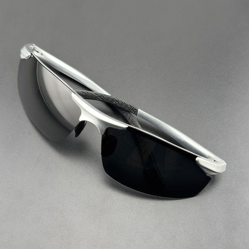 عینک ورزشی مدل 8179 Polarized Metal مناسب برای انواع ورزش‌ها
