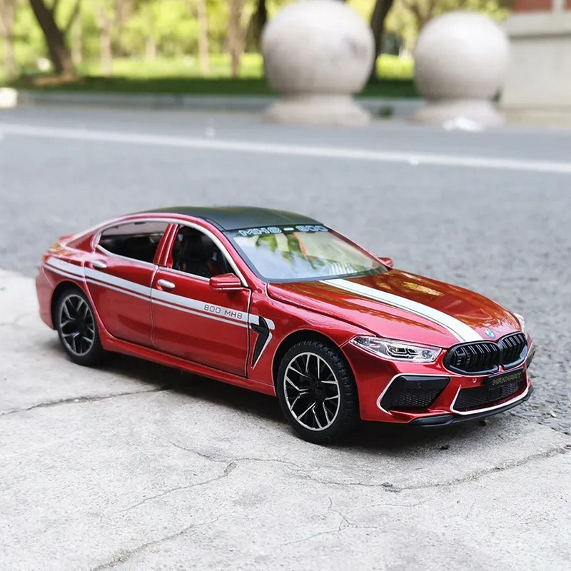 ماکت ماشین ناب سل مدل بی ام و فلزی چراغدار موزیکال BMW M8 MANHART به همراه جاسوییچی