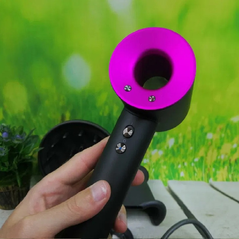 سشوار حرفه‌ای 1600 وات super hair dryer، موتور AC، وزن 160 گرم، المنت سرامیک تورمالین، دارای سری دیسپانسر، متمرکز‌کننده با ویژگی صاف‌کنندگی، با قابلیت عملکرد توربو