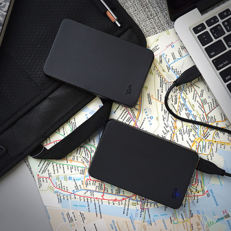 هارد اکسترنال سیلیکون پاور مدل Stream S05 ظرفیت دو ترابایت دارای رابط USB Type-A 3.2