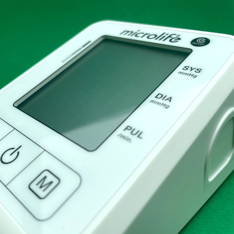 فشارسنج بازویی دیجیتال مایکرولایف مدل BP B1 Classic با قابلیت تشخیص آریتمی، نمایش میانگین نتایج و ذخیره 30 رکورد اندازه‌گیری، مناسب بازو 22 تا 42 سانتی‌متر و دارای تاییدیه CE