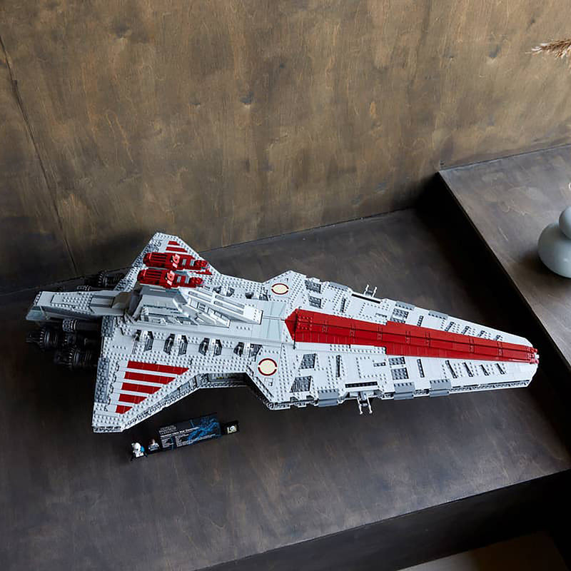 لگو 5374 تکه سری Star Wars مدل Venator-Class Republic Attack Cruiser کد 75367