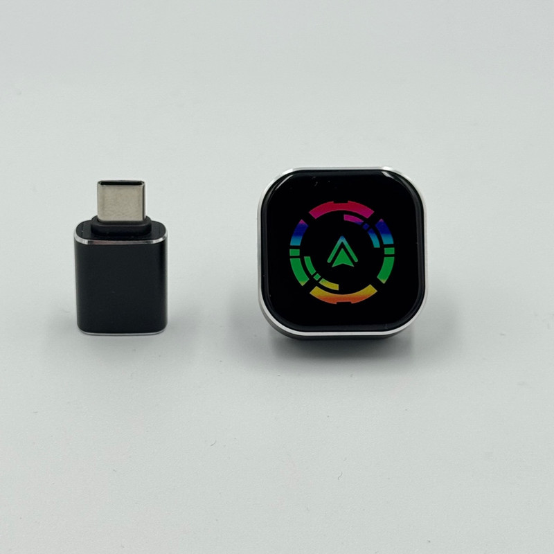 کارپلی و اندروید اتو مدل Wireless CarPlayAndroid Auto Q1A به همراه مبدل USB به USB-C