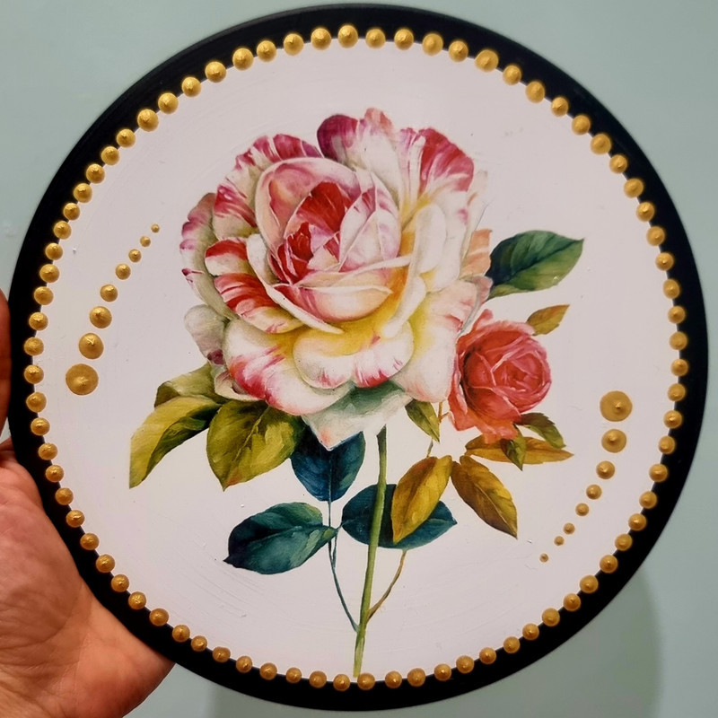 بشقاب دیوارکوب سفالی مدل گل دار مجموعه ۷ عددی