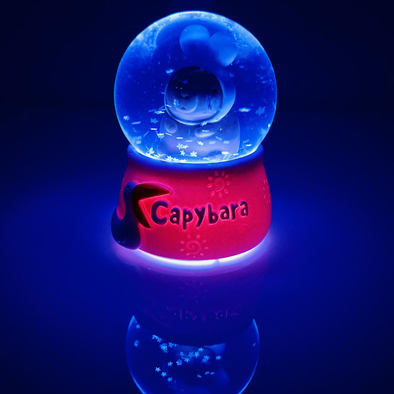 گوی چراغ‌دار مدل مینی Capybara طرح کوالا خرگوش عاشق کد D1623.15
