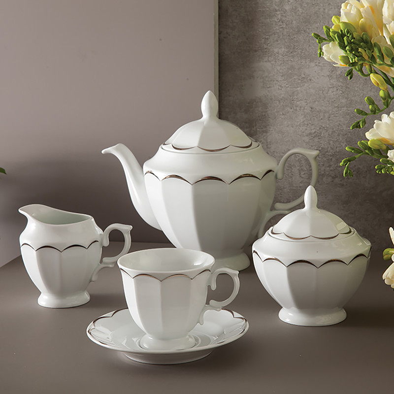 سرویس چای خوری 17 پارچه چینی زرین ایران سری نئوکلاسیک مدل نارسیس پلاتینی درجه یک