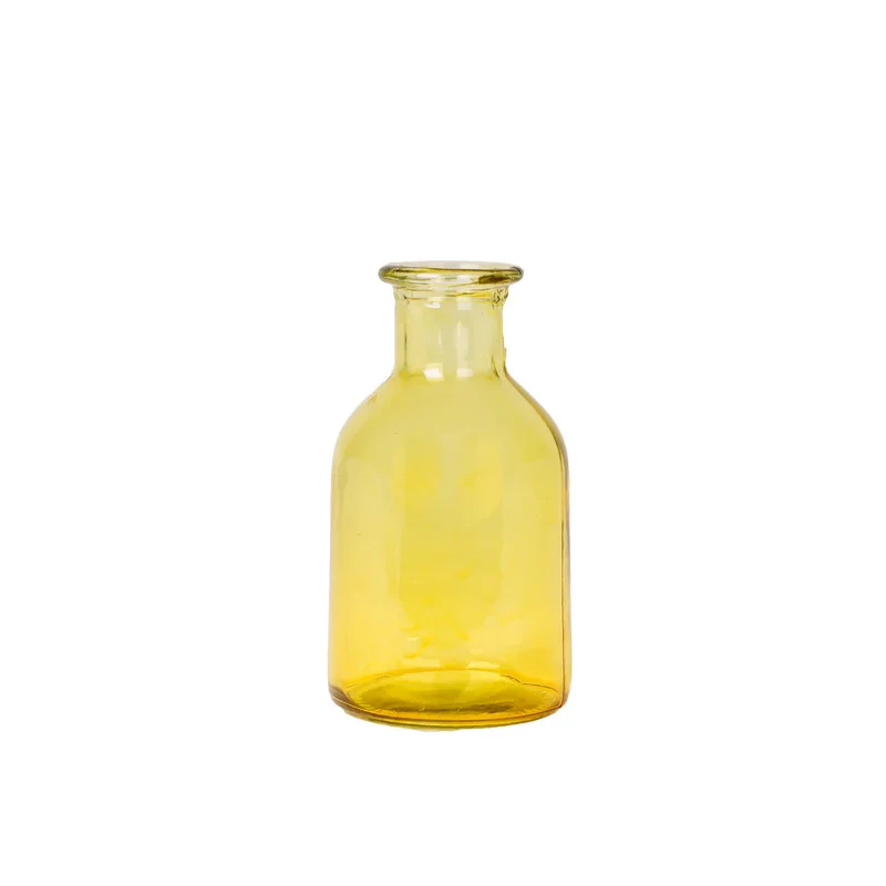 گلدان شیشه‌ای مدل نسیم کد 02 مناسب دکوراسیون منزل و نگهداری گیاهان، ابعاد 7×7×13 سانتی‌متر، وزن 220 گرم، جنس شیشه، قطر داخلی گلوگاه 2.5 سانتی‌متر و قطر بیرونی 4 سانتی‌متر