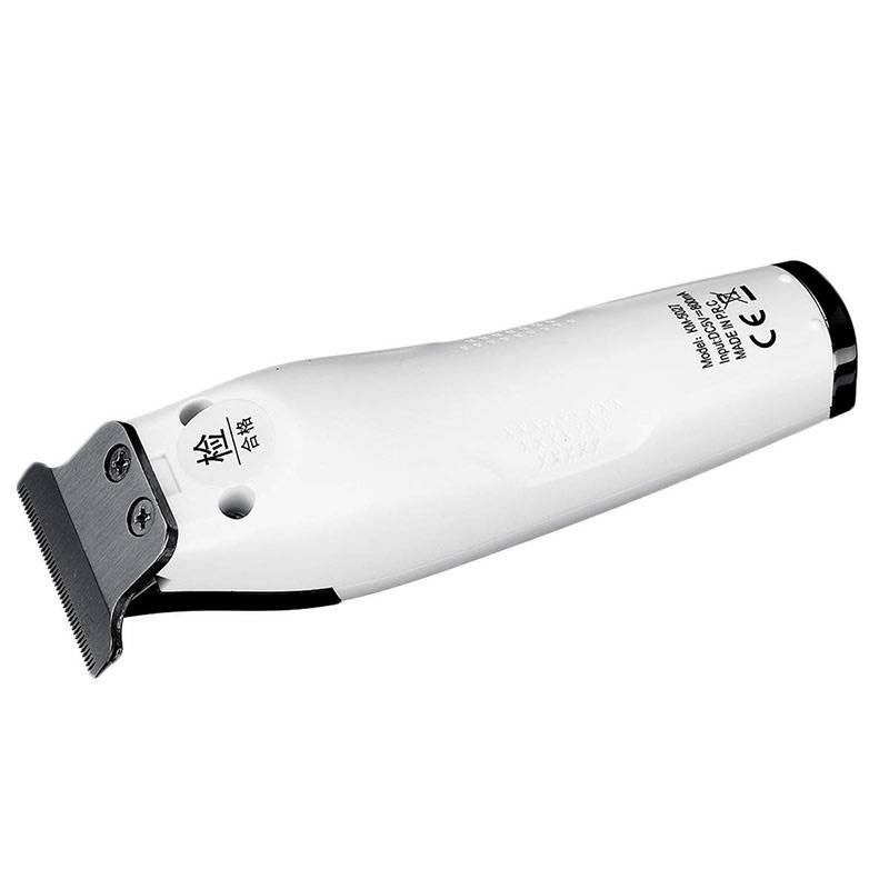 ماشین اصلاح موی صورت کیمی مدل KM-5027 با تیغه تیتانیوم پیشرفته، باتری قابل شارژ با 240 دقیقه مدت استفاده، قابلیت اصلاح خشک و مرطوب، تنظیم طول اصلاح از 0.1 تا 3 میلی‌متر و طراحی ارگونومیک کم‌صدا