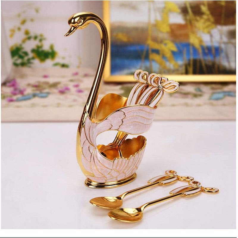 قاشق چای خوری مدل پاپیون پایه قو بسته 6 عددی به همراه جا قاشقی