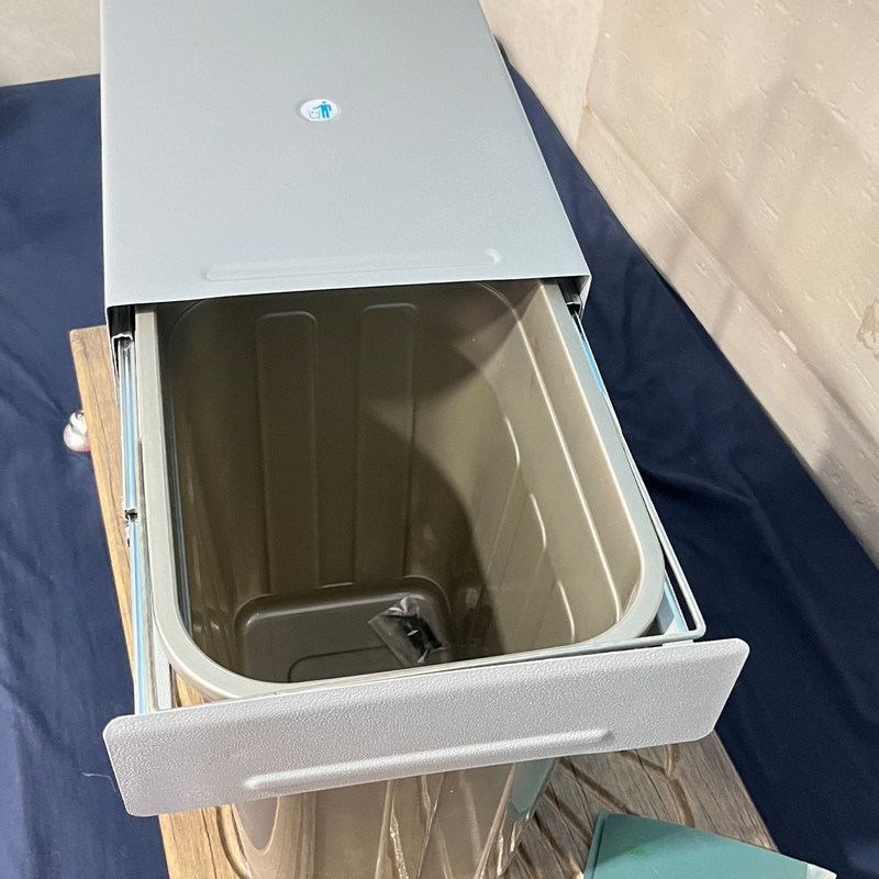 سطل زباله کابینتی مدل تی بی کو تکی