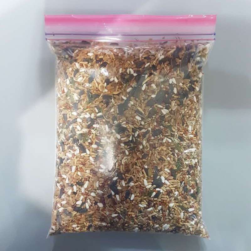 غذای مرغ عشق مدل سبزیجات معطر وزن 1000 گرم