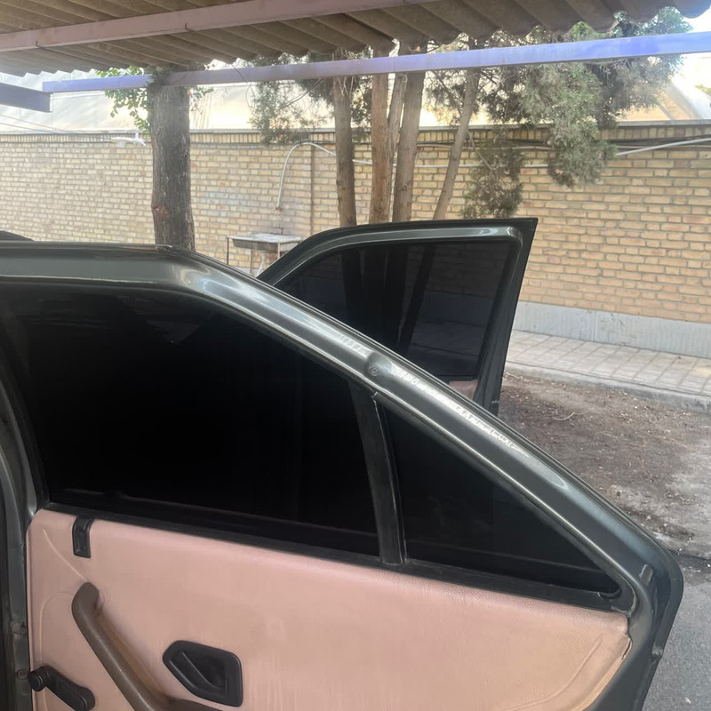 برچسب دودی شیشه خودرو هایلوکس کد Ddi05 مناسب برای پژو 405 مجموعه 7 عددی به همراه جاکلیدی