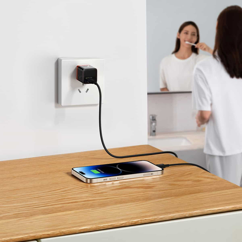 شارژر دیواری 20 وات بیسوس مدل GAN5 Fast Charger