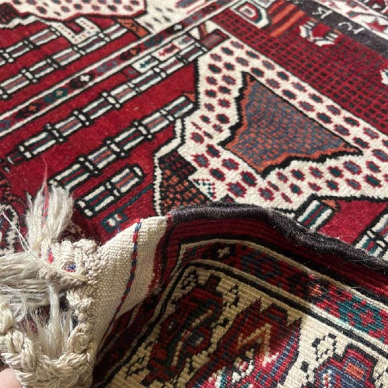 فرش دستبافت یک متری مدل بلوچ کد Nkpa.ha18 زمینه قرمز