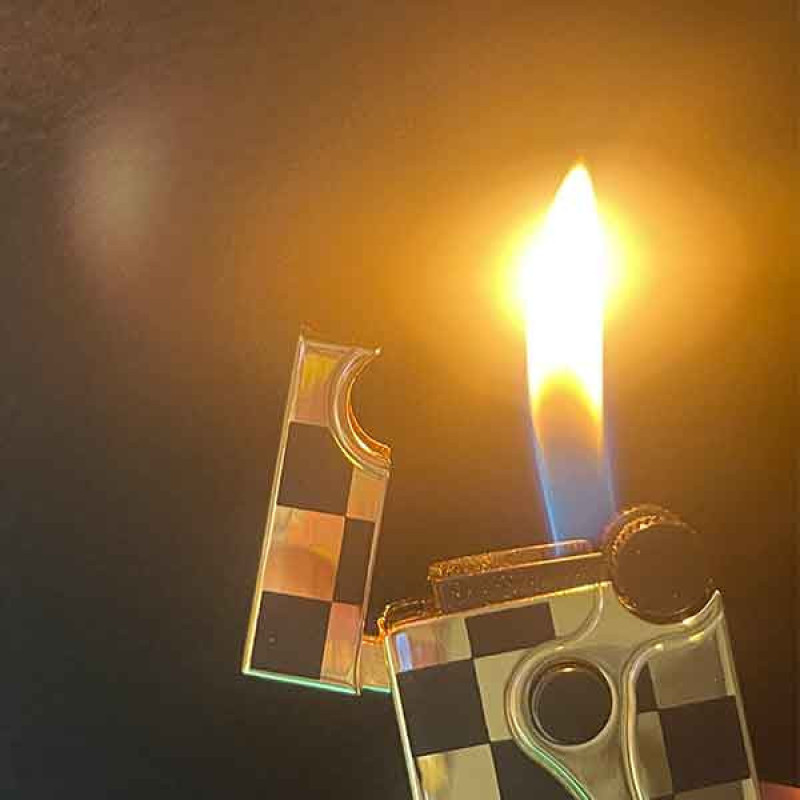 فندک جوبن مدل دوحالته طرح چهارخونه