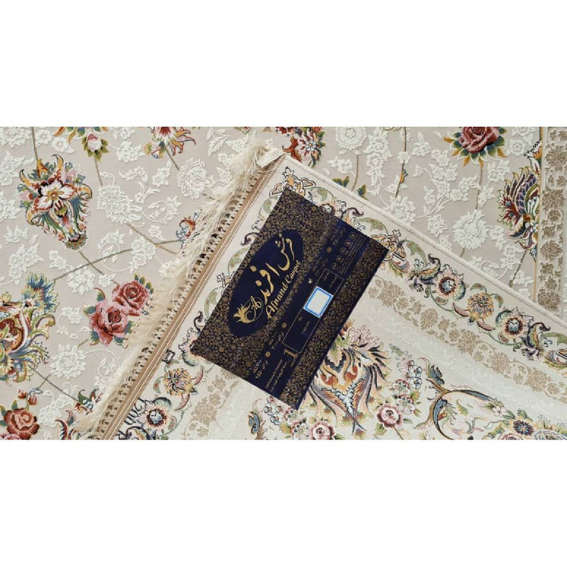فرش ماشینی افرند کد 2224 زمینه نقره ای