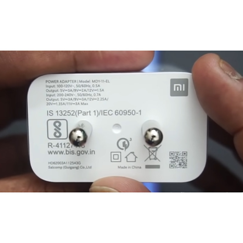 شارژر دیواری شیائومی مدل  TRAVEL_33W به همراه کابل تبدیل USB-C