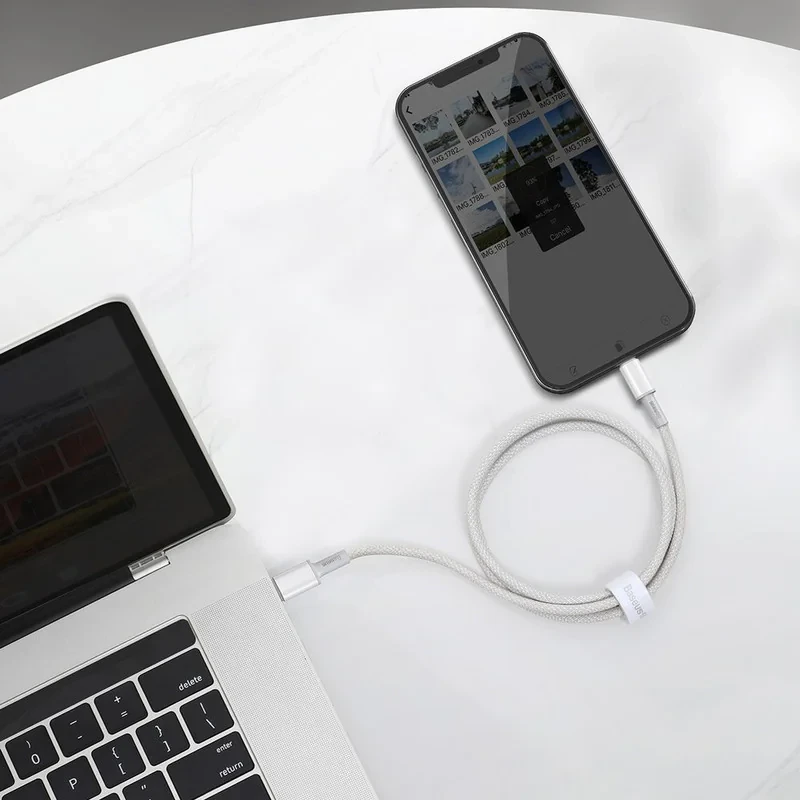 کابل تبدیل USB-C به لایتنینگ باسئوس مدل CATLGD-02 طول 1 متر