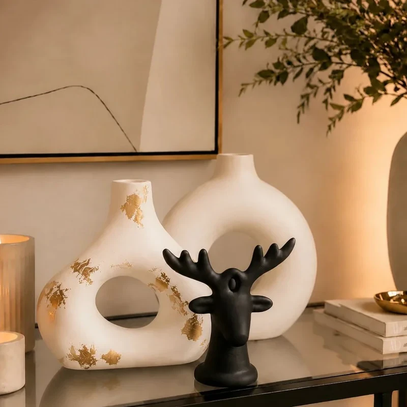 گلدان دکوری سفالی رومیزی بیضی مدل Sofia مناسب گل‌های آپارتمانی و فضای باز، ست 3 عددی همراه مجسمه سر گوزن 18×18×19 سانتی‌متر، وزن 400 گرم