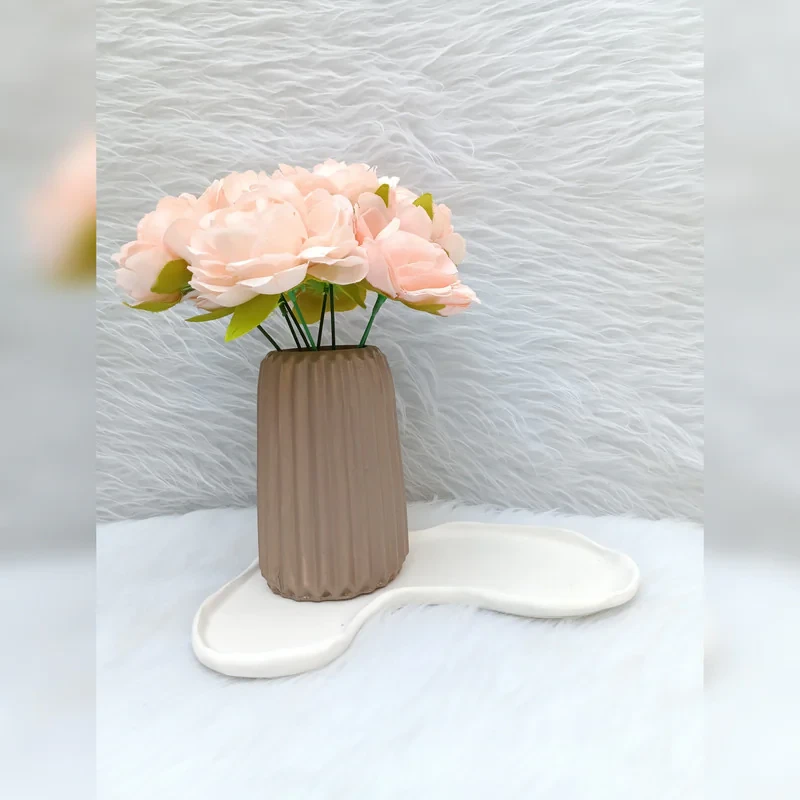 گلدان دکوری مدل شیاردار PD131