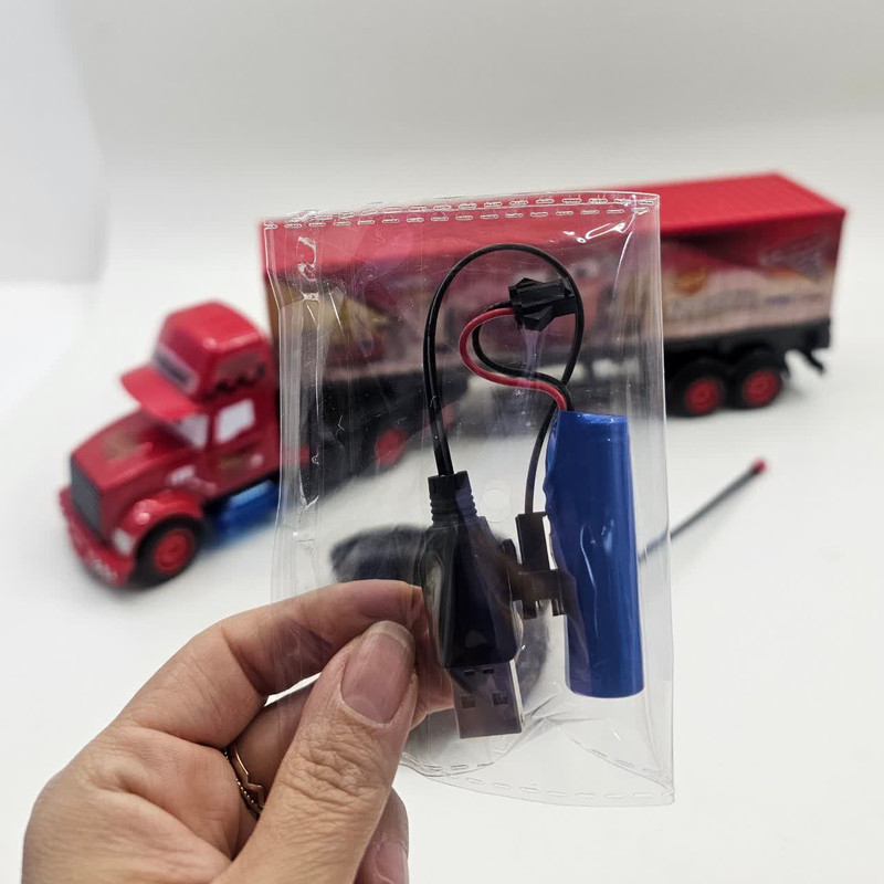 ماشین بازی کنترلی ناب سل مدل تریلی کانتینر مک کویین شارژی کد McQueen's car container truck naab00222