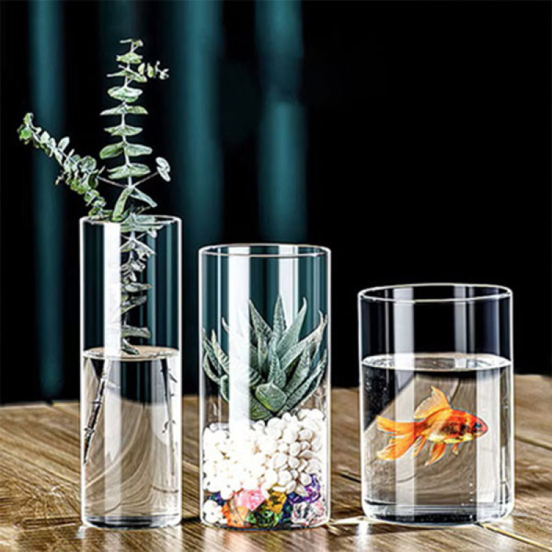 گلدان دکوری شیشه‌ای کد 020 رومیزی و ایستاده، مناسب کاکتوس و گیاهان آپارتمانی، ابعاد 10×10×20 سانتی‌متر، وزن 200 گرم