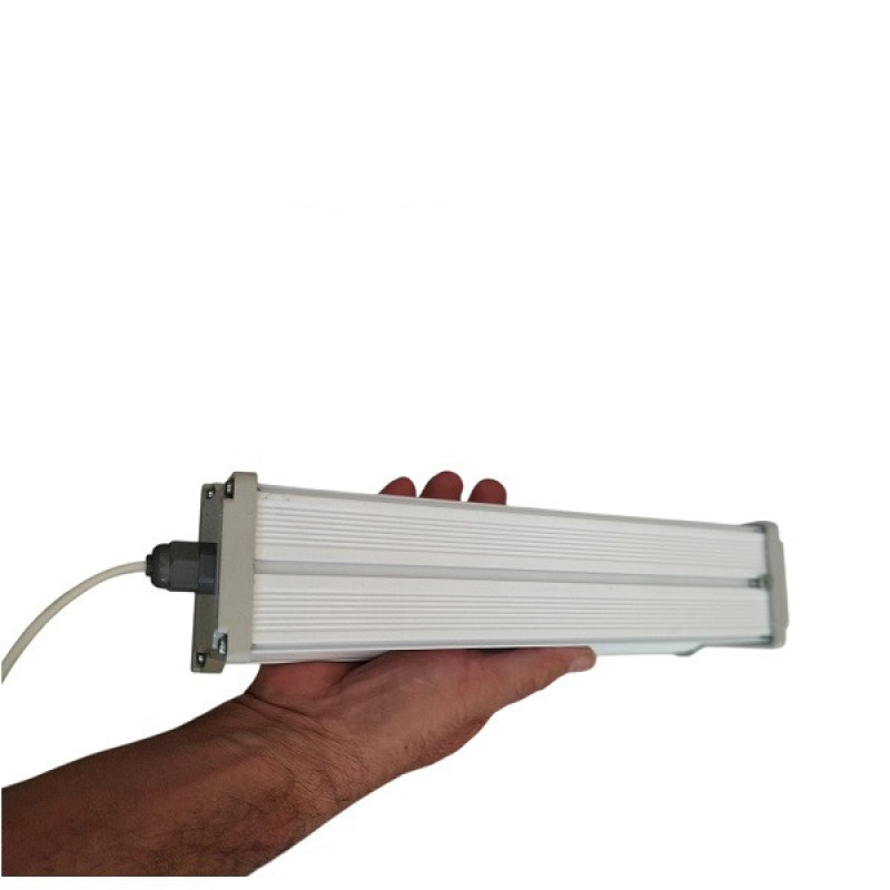 چراغ رشد گیاه 18 وات مدل  WAL18W25CM2LPL