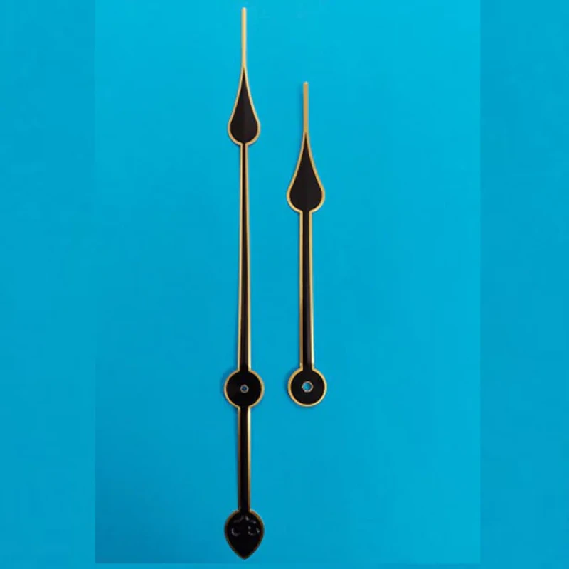 عقربه ساعت دیواری مدل روستیک 33CM بسته دو عددی