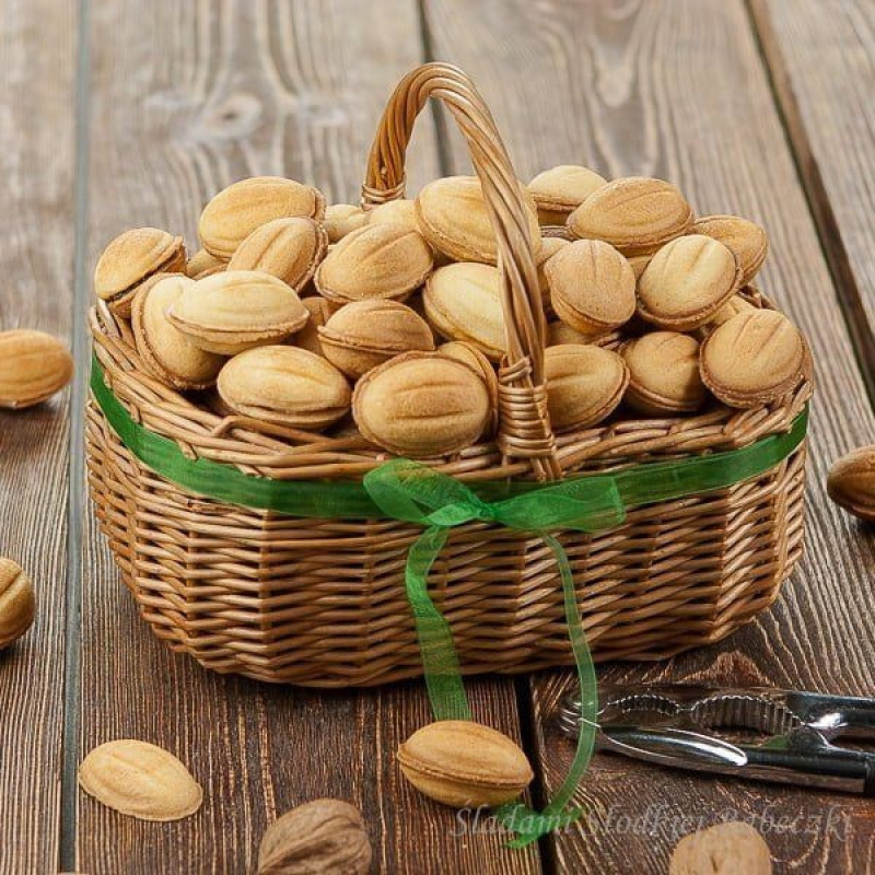 قالب شیرینی به گز مدل گردو روسی