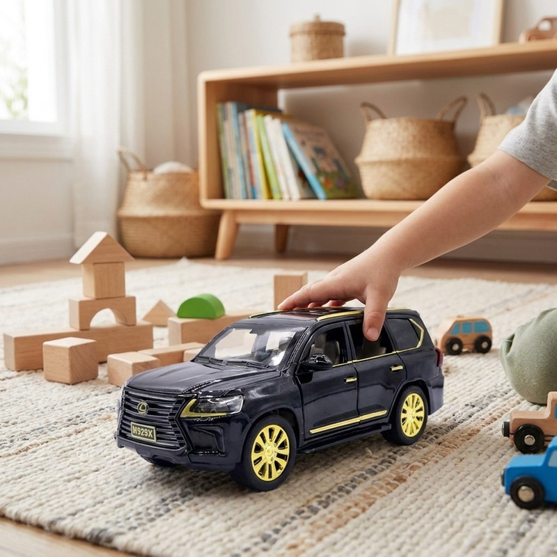 ماشین بازی  مدل فلزی عقبکش موزیکال TOYOTA LAND CRIUSER