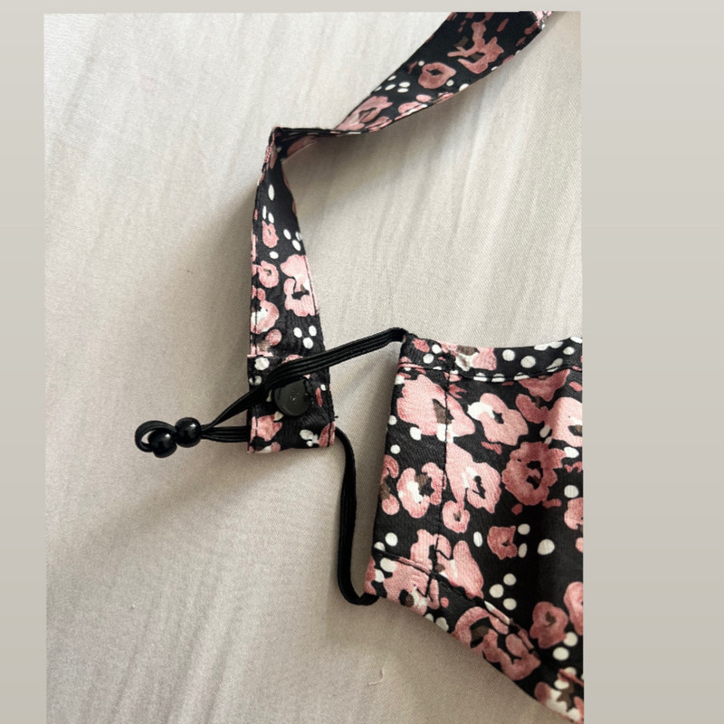 ماسک پارچه‌ای دو لایه آی ام مدل گردنی بسته دو عددی