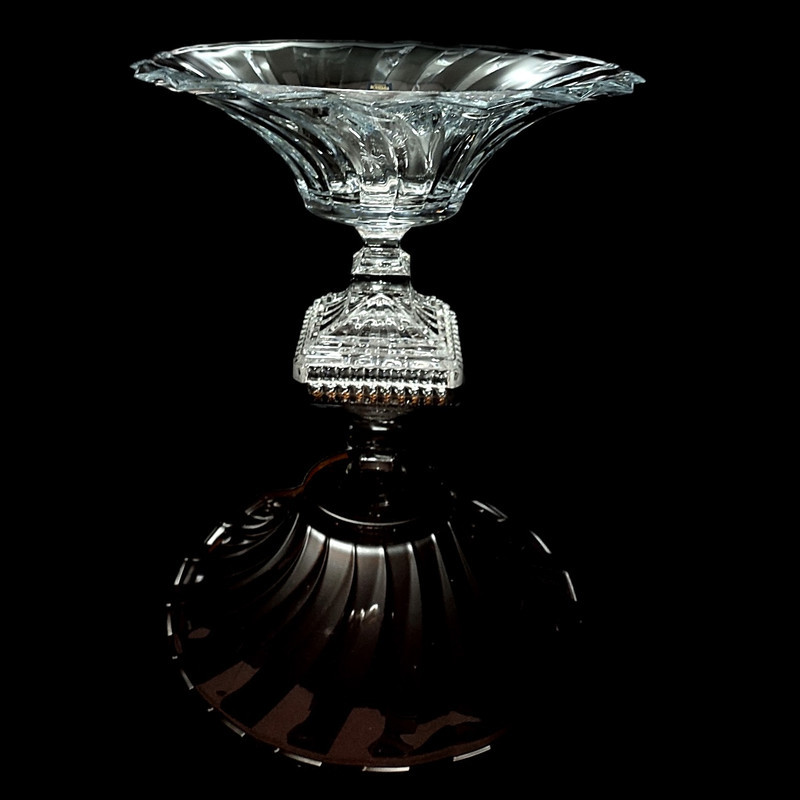 سرویس پذیرایی 16 پارچه کریستال بوهمیا مدل فلاور پیچ 3D کد 800 ساخت جمهوری چک مناسب شستشو در ماشین ظرفشویی شامل 6 پیاله آجیل‌خوری، 6 پیش‌دستی آجیل‌خوری، 1 کاسه آجیل‌خوری پایه‌دار